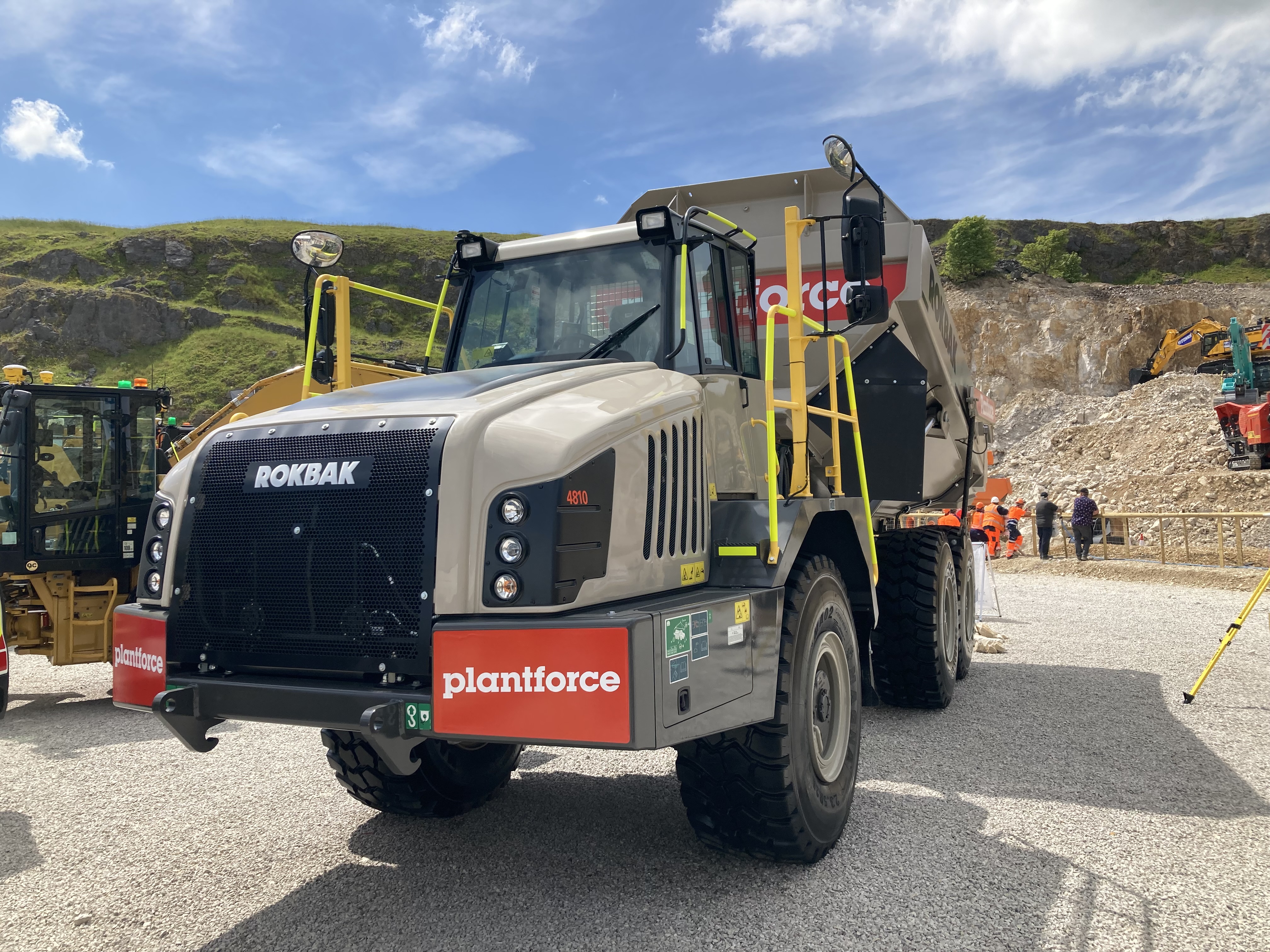 Vehicle fitted with Hayes Brake